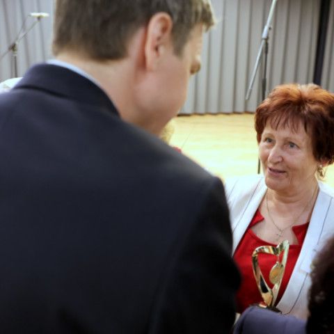 Babička roka 2026: Senický dom kultúry tlieskal pätnástim úžasným dámam!