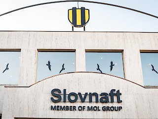 Robert Fico: Keď Slovnaft vráti ropu do štátnych hmotných rezerv, môžeme zrušiť stav ropnej núdze