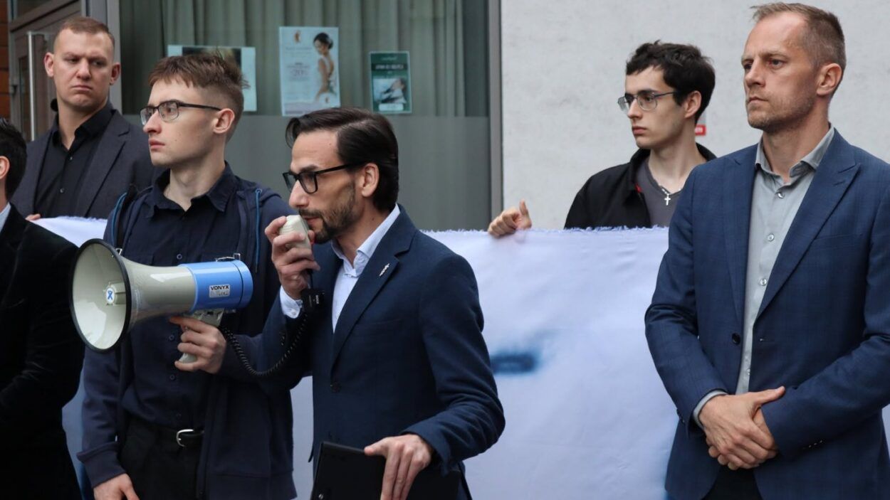 Nasz protest przeciw funkcjonowaniu nielegalnego meczetu w Krakowie