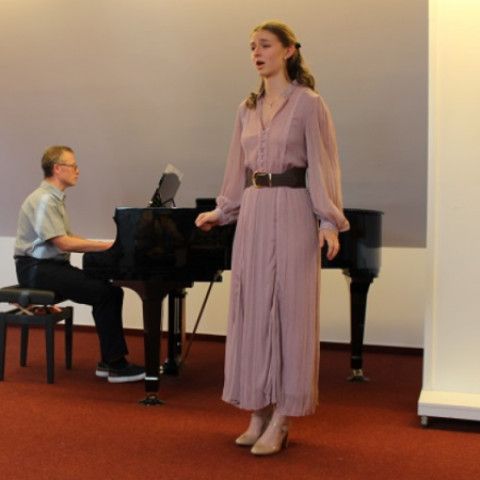 Absolventská výstava Štúdia pre dospelých
