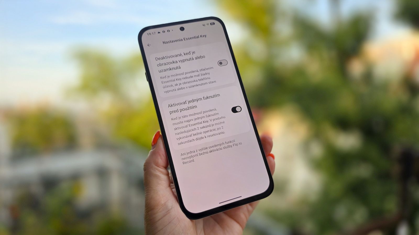 Recenzia Nothing Phone (4b): Rozumná štýlovka