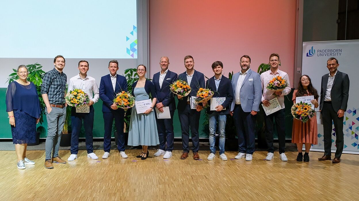 Universität Paderborn feiert Absolvent*innen