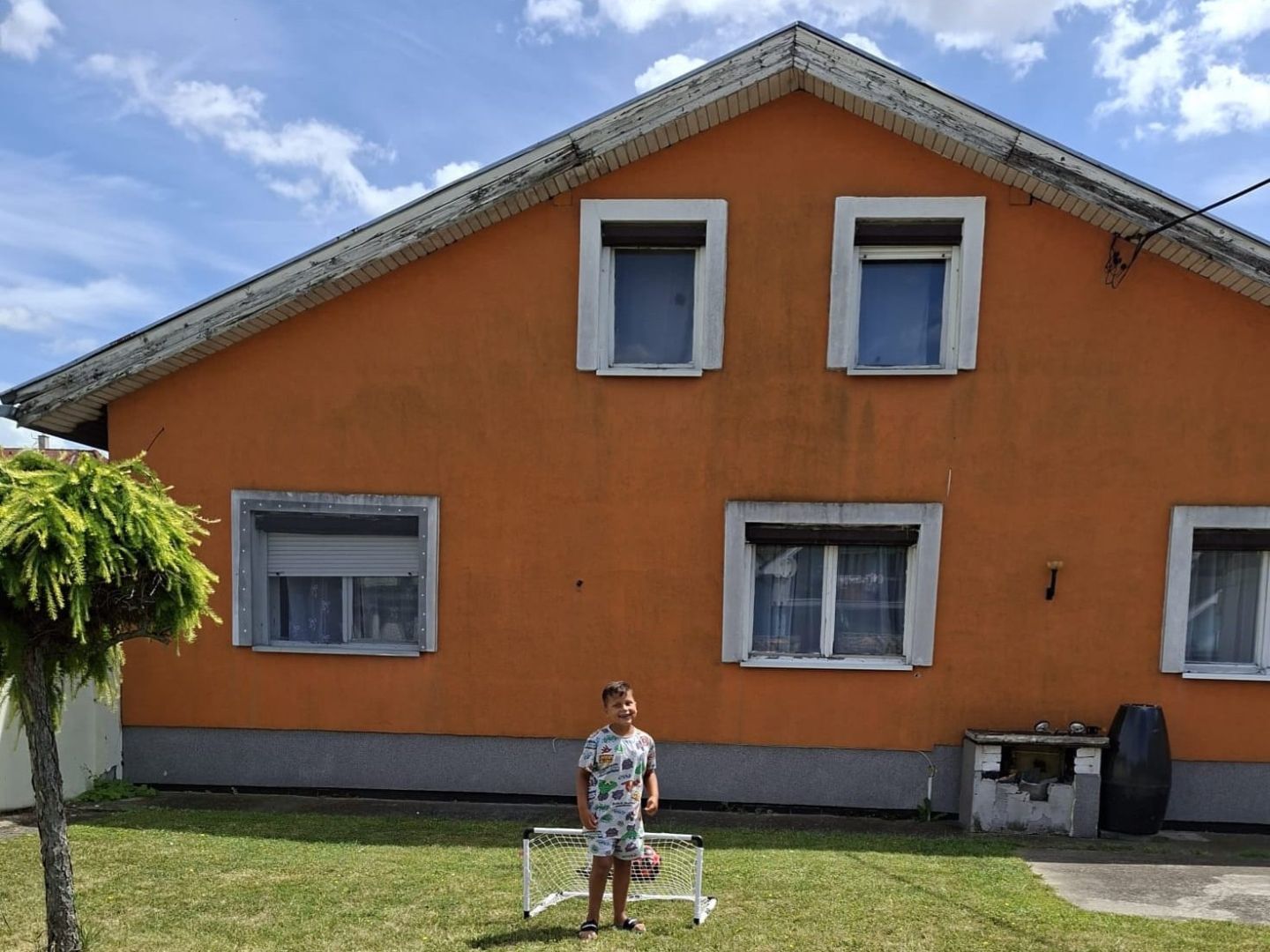 POMÔŽME DOMINIKOVI ZACHRÁNIŤ DOMOV. POTREBUJEME 60 000 EUR.