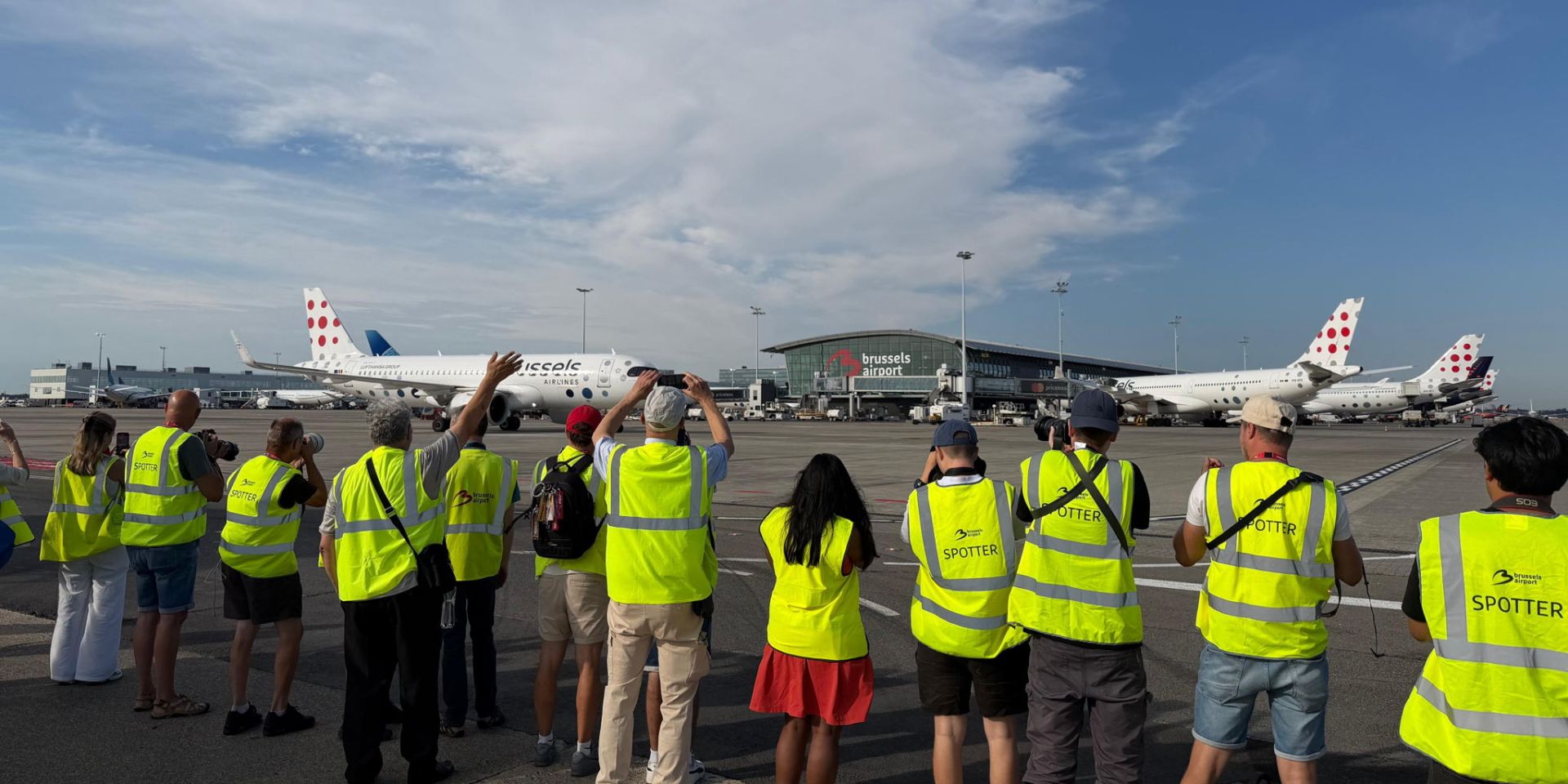 Brussels Airport organiseert 9e Spottersdag met vliegtuigliefhebbers
