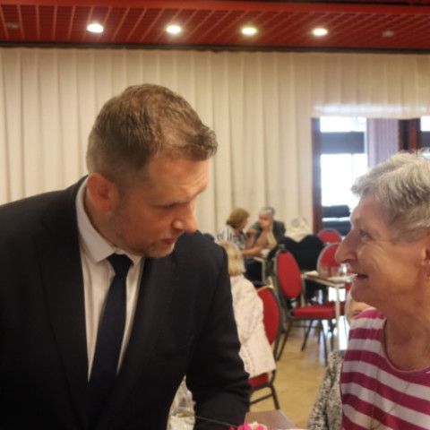 Mesto Senica s úctou privítalo svojich tohtoročných jubilantov