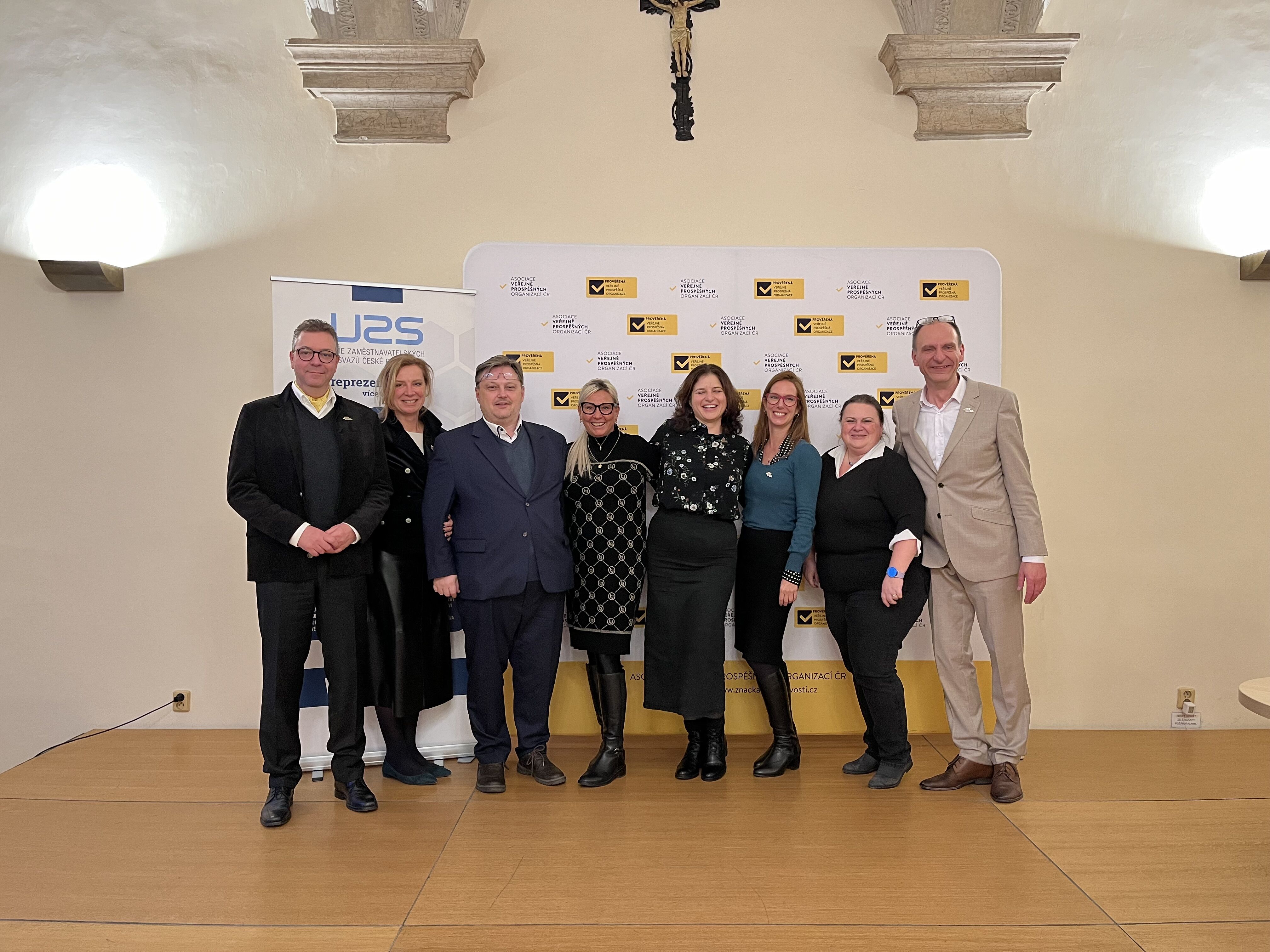 Konference „Dialogy pro dobro“ v pražských Emauzích propojila neziskový sektor a byznys