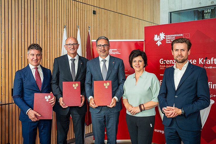 Euregio tagte auf Burg Trautson