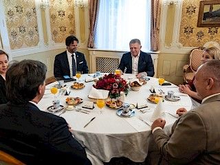 Predseda vlády SR Robert Fico sa stretol s ministrom obrany Srbska Bratislavom Gašićom