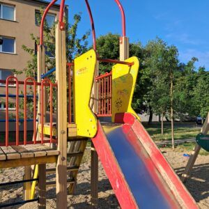 Mesto postupne opravuje detské ihriská v Senci
