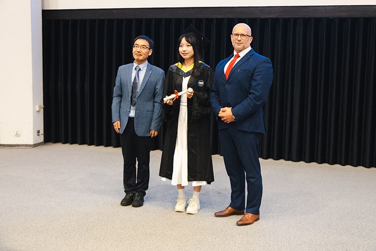 Studenci z Yanshan University odebrali dyplomy!