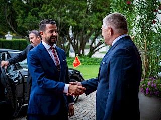 Predseda vlády SR Robert Fico sa stretol s prezidentom Čiernej Hory Jakovom Milatovićom