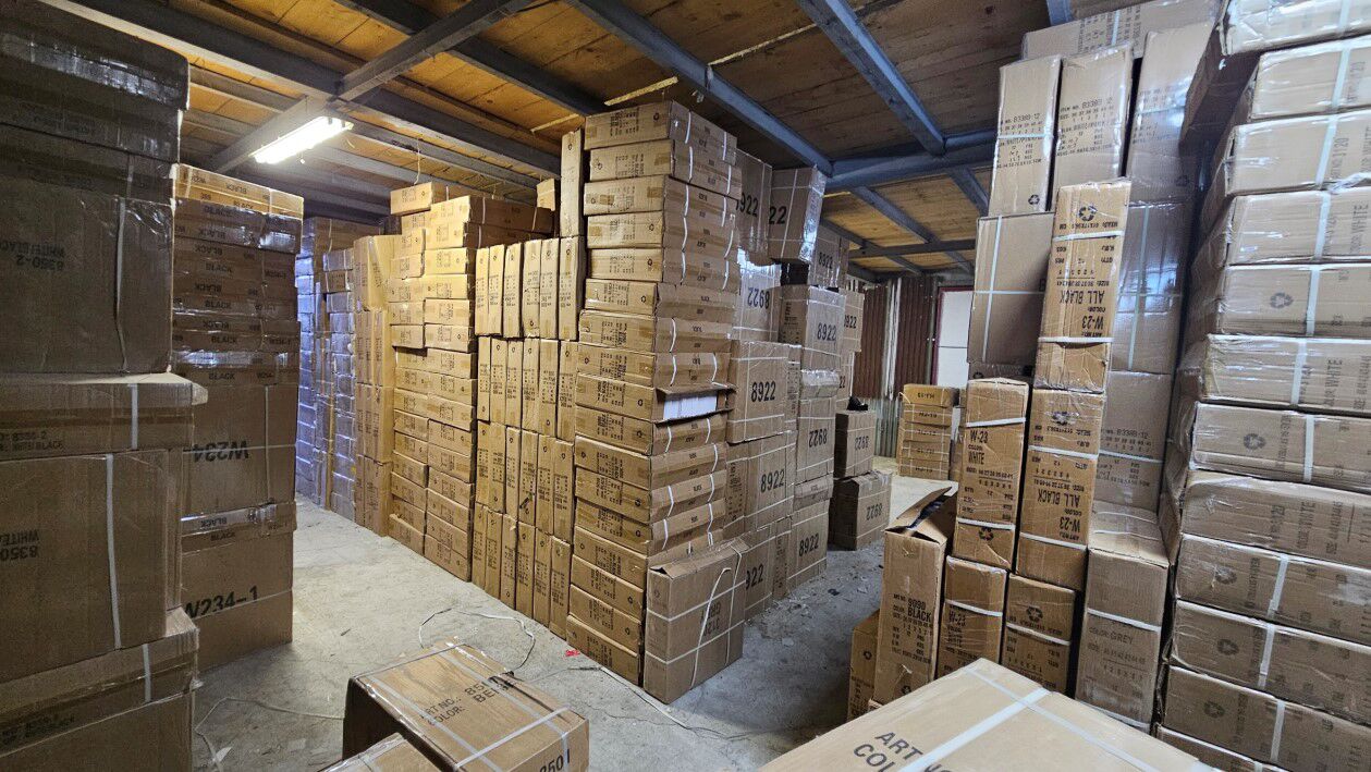 Únor ve znamení padělků. Pražští celníci zadrželi produkty za 159 milionů korun