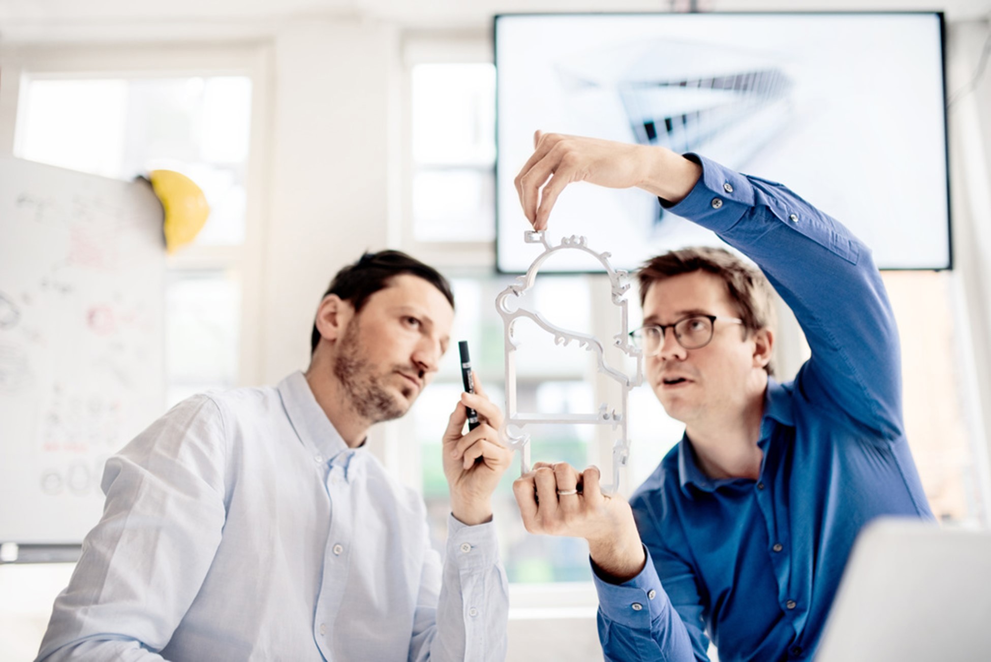 Ľahké hliníkové profily pre konštrukčné aplikácie v autobusoch