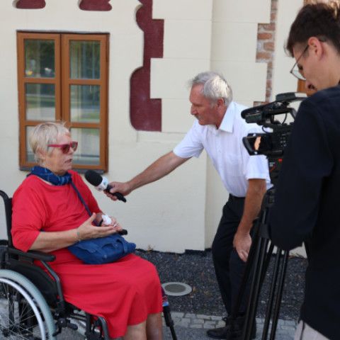 Slávnostné zastupiteľstvo vzdalo poctu Jánovi Petrovi a Miloslavovi Chomovi