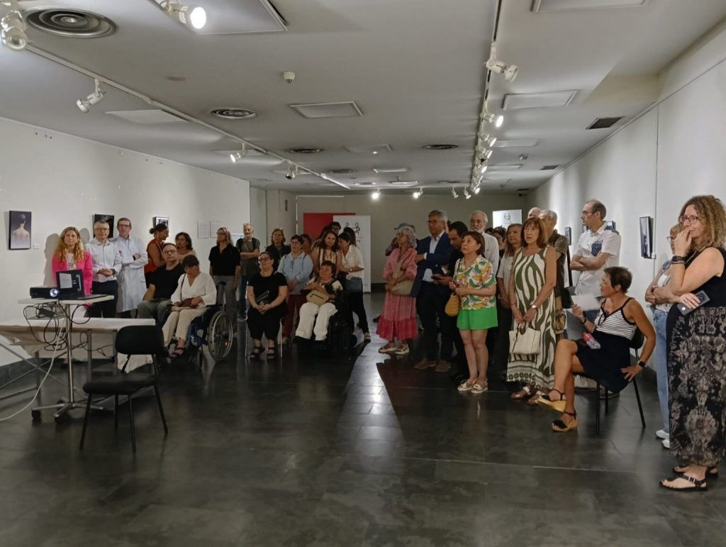 El Hospital acoge la exposición ‘La expresión del dolor’, una mirada artística al dolor crónico