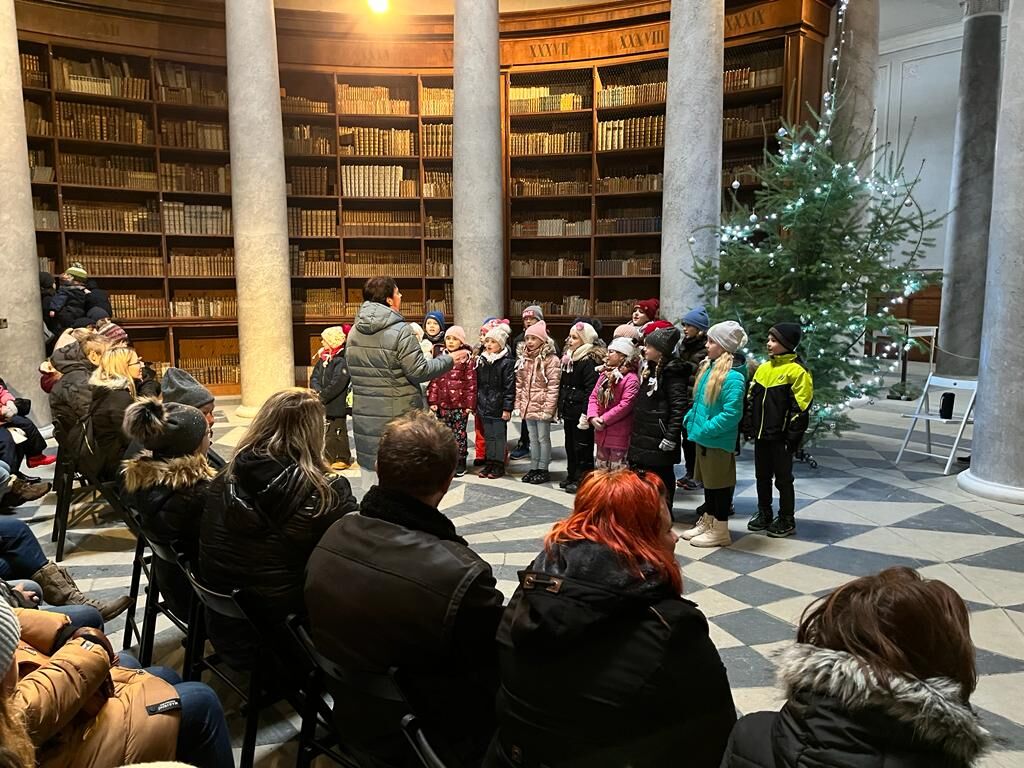 Načerpejte předvánoční energii na zámku! Národní zemědělské muzeum Kačina zve na adventní program pro celou rodinu
