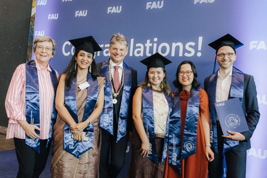 Alumni im Mittelpunkt: Erfolge feiern – Generationen verbinden.