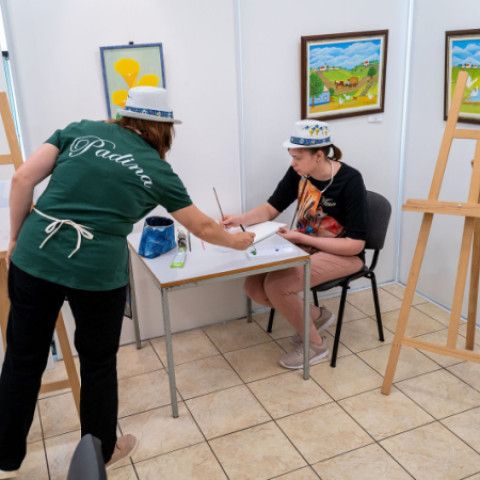 Výstava „Slovensko naše maľované“ v Senici oslavuje svetové dedičstvo insitného umenia z Padiny