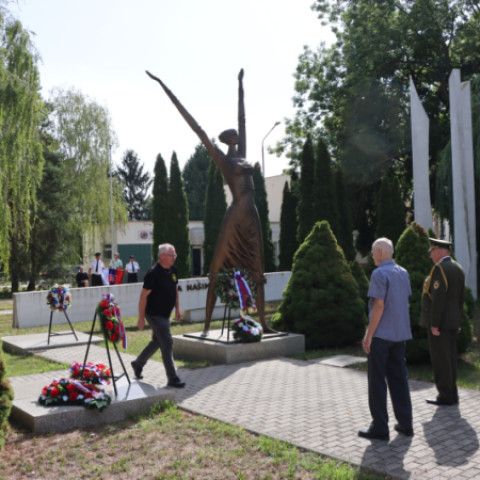 Senica si pripomenula 82. výročie Slovenského národného povstania
