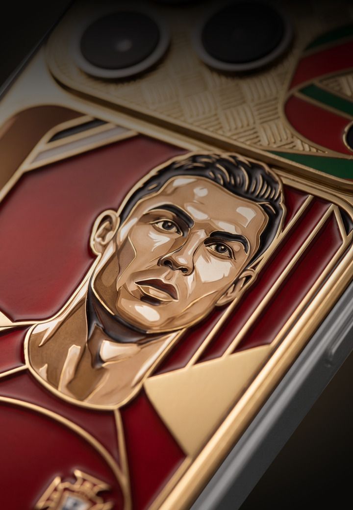 Extrémny luxus pre futbalových fanúšikov: Zlaté telefóny edície Messi a Ronaldo stoja tisíce eur