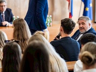 Predseda vlády diskutoval so študentmi v Košiciach