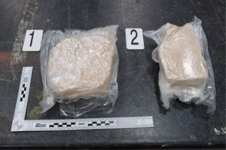 Celníkům se podařilo rozkrýt mezinárodní drogový syndikát, zabránit tak historicky největšímu vývozu stovky kilogramů ketaminu a odhalit nelegální obchod s anaboliky. Hodnota zadržených drog byla vyčíslena na osmdesát až sto milionů korun.