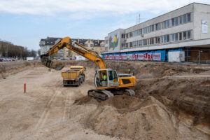 Zmena organizácie dopravy okolo polikliniky a avízo nových vstupov do ambulancií