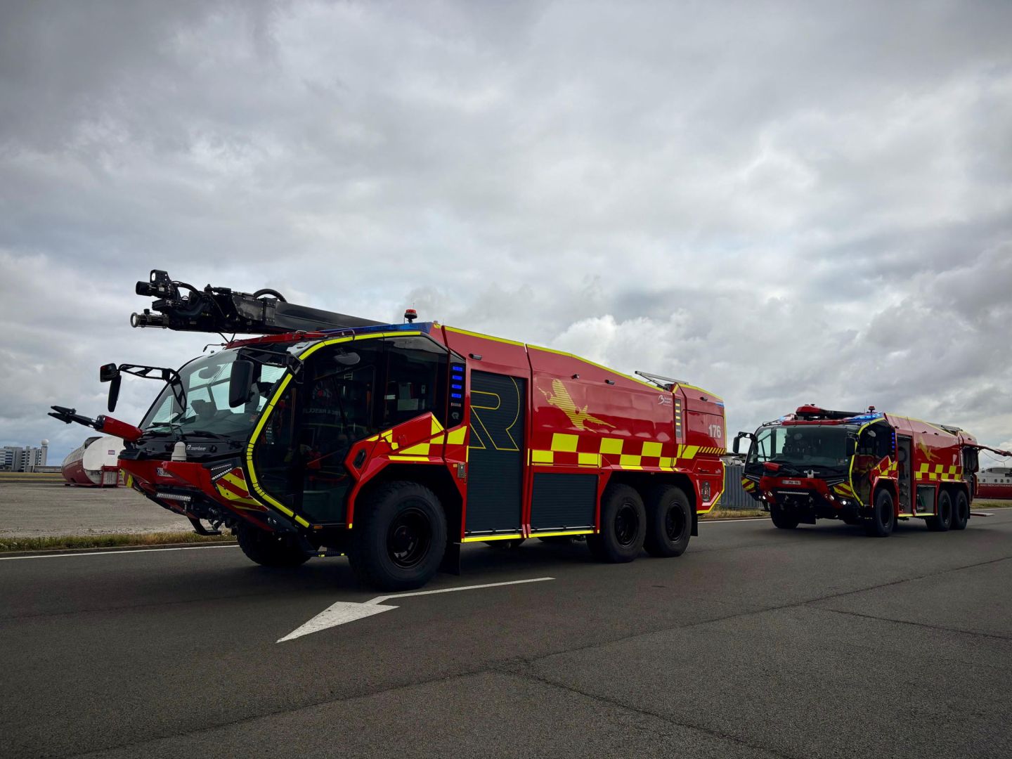 Brussels Airport strengthens its ​ ​airport fire service with ​ ​four new specialised emergency vehicles
