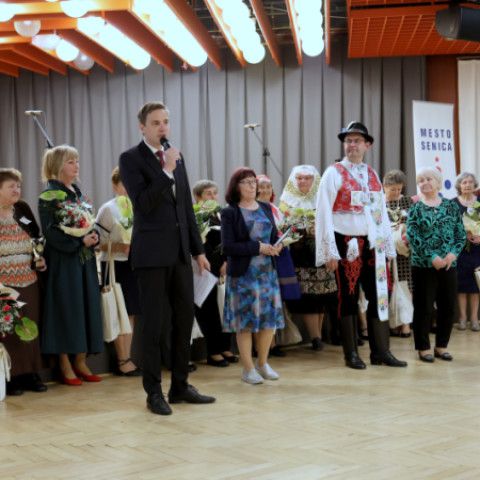 Babička roka 2026: Senický dom kultúry tlieskal pätnástim úžasným dámam!
