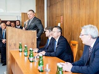 Predseda vlády diskutoval so študentmi v Košiciach