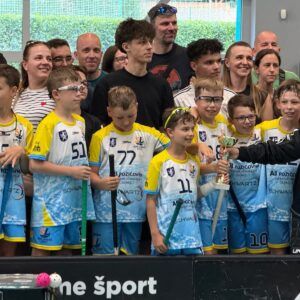 Seneckí florbalisti z klubu Sunlakers SENEC ovládli turnaj v Záhorskej Bystrici