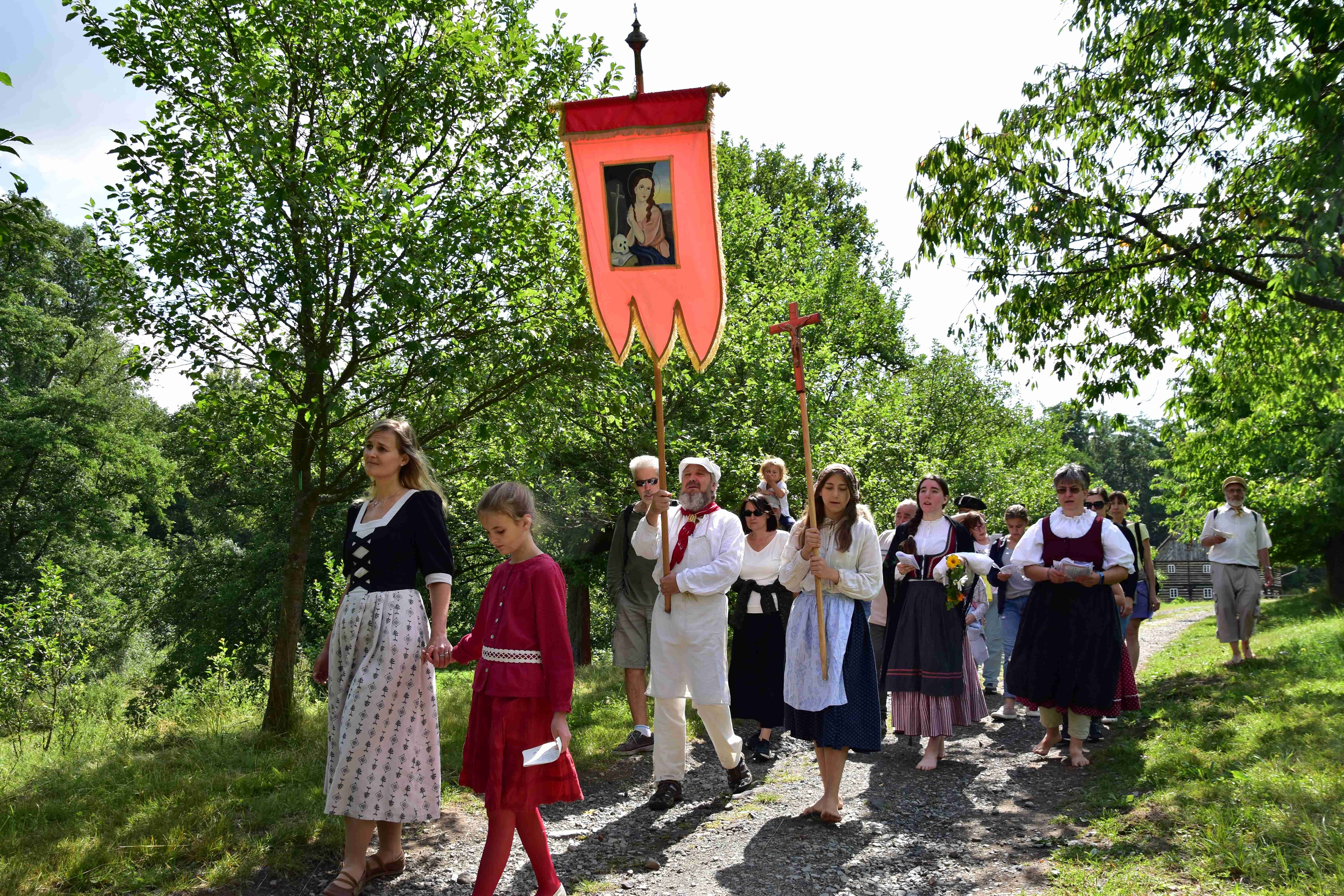 Poutní procesí projde Zubrnicemi ke kostelu sv. Maří Magdaleny