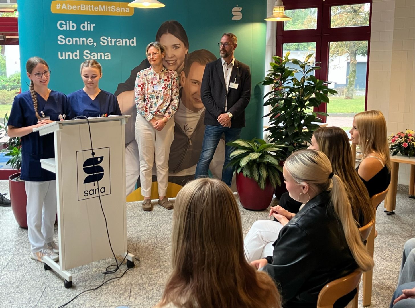 Ausbildungsstart im Sana-Krankenhaus Rügen