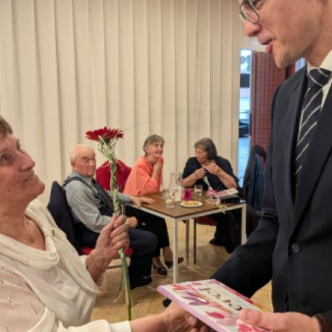 Mesto Senica s úctou privítalo svojich tohtoročných jubilantov