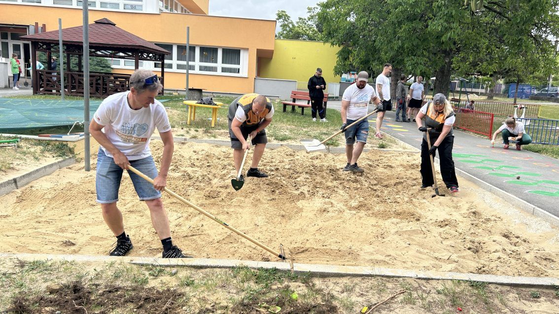 Naše mestá od Záhoria po Zemplín vylepšilo takmer 7 000 ľudí