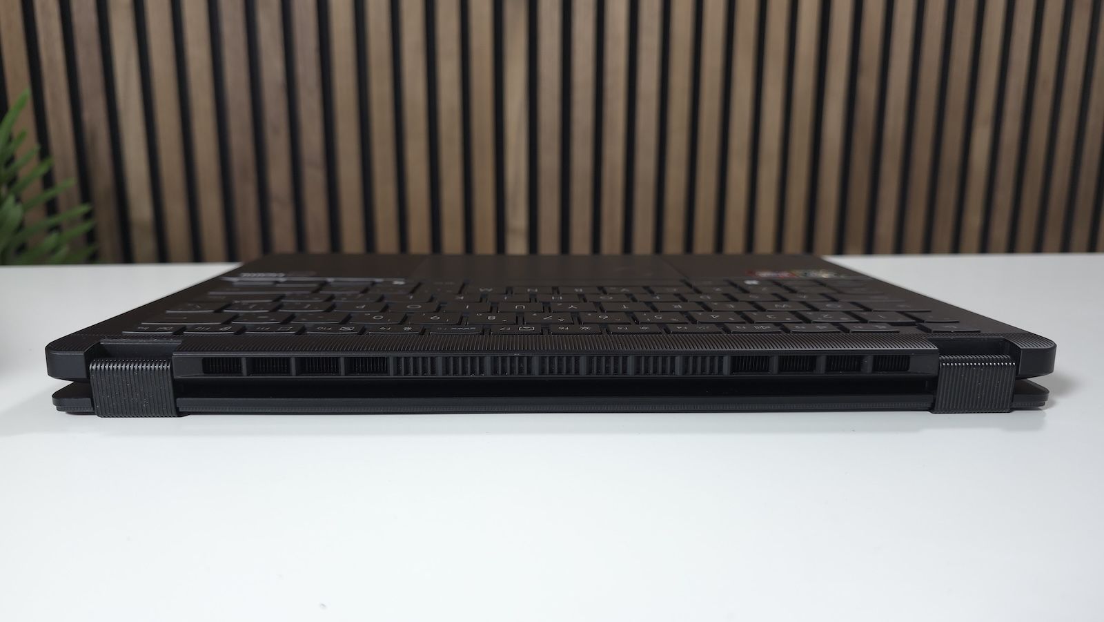 Recenzia Asus ProArt PX13 GoPro Edition: Kreativita bez kompromisov