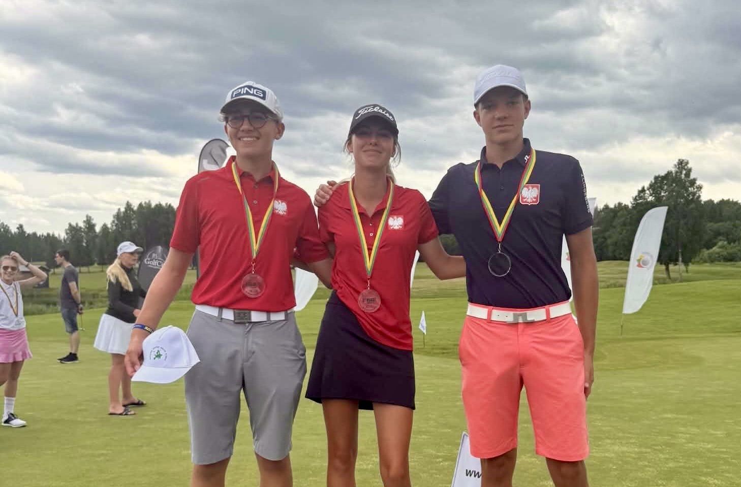 Polskie medale na Litwie, Meronk znów w DP World Tour