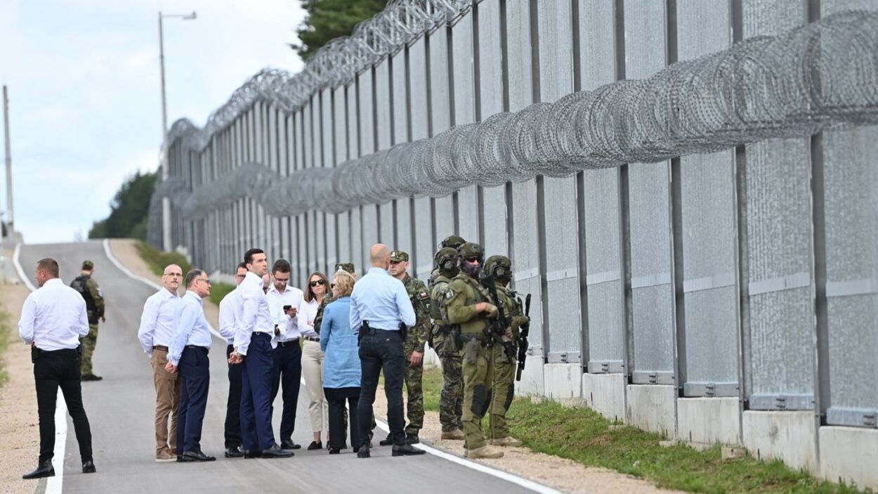 Jordan Bardella w Polsce. Na granicy oglądamy zaporę ograniczającą nielegalną migrację