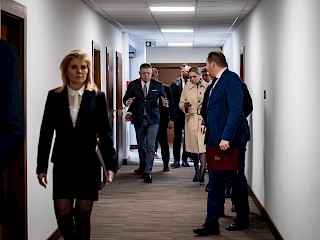 Robert Fico: Keď Slovnaft vráti ropu do štátnych hmotných rezerv, môžeme zrušiť stav ropnej núdze