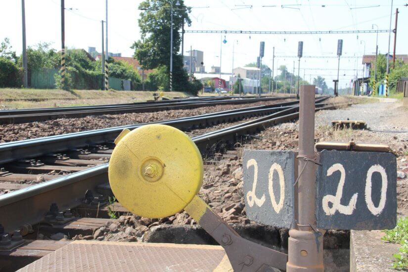 Dopravné obmedzenia v Malackách: Kto nesie zodpovednosť za dopravu v regióne?