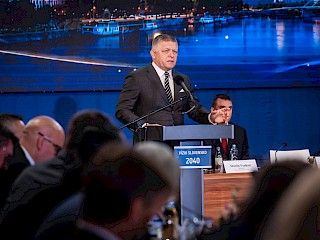 R. Fico: Musíme si realisticky povedať, aké chceme mať Slovensko v roku 2040