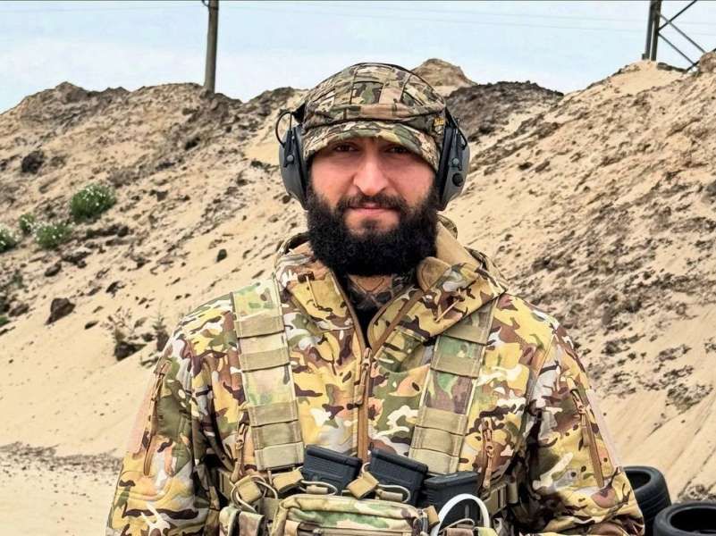 Від оборони кордонів до державної служби: до команди Апарату Парламенту приєднався захисник України