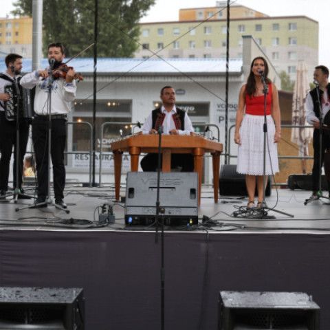 Senické Senobranie: Dobrá nálada, stovky návštevníkov a Heľenine oči ako skvelá bodka na záver