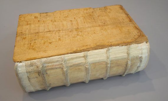 Reštaurovanie biblií zo 17. – 18. storočia (II. etapa)