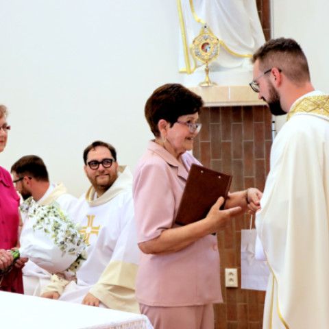 Novokňaz Jakub Jurkovič slávil v Senici primičnú svätú omšu