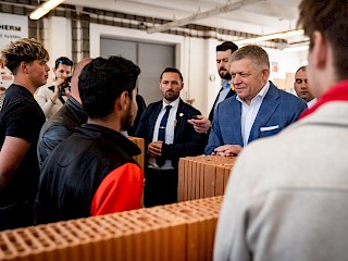 Robert Fico: Za minútu nájdete desať právnikov, ale jedného remeselníka hľadáte desať dní