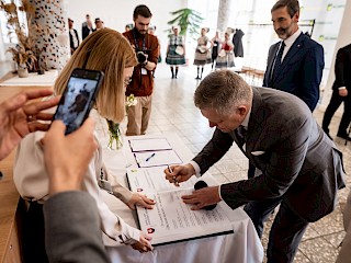 Vláda podporí rozvoj okresov Levice, Komárno a Šaľa sumou 1,888 milióna eur