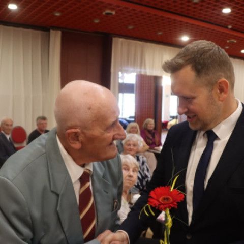 Mesto Senica s úctou privítalo svojich tohtoročných jubilantov