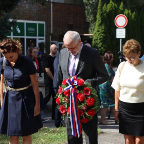 Senica si pripomenula 82. výročie Slovenského národného povstania