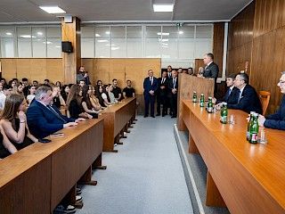 Predseda vlády diskutoval so študentmi v Košiciach